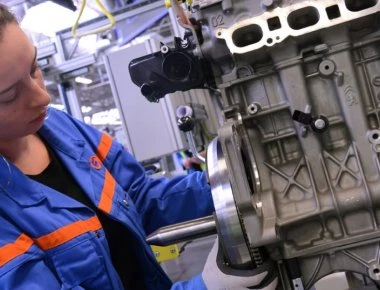 Ανησυχία στις αυτοκινητοβιομηχανίες για τους αυστηρούς Ευρωπαϊκούς κανονισμούς